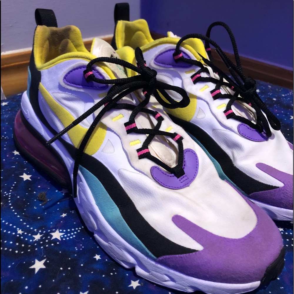 Nike 270 React
